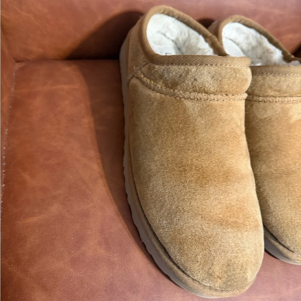 UGG Men's Chestnut Slip-On Loafers